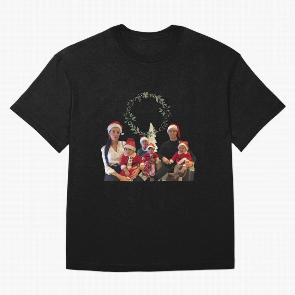 Cristiano ronaldo siuuu familly - siuuu Merry Christmas Oversized T-Shirt Join Supporters Worldwide for Match Day Hype around FIFA World Cup 2026, Haaland and Mbappe, Portugal, Spain and Germany, Football Festival Excitement, Trophy Ambitions,