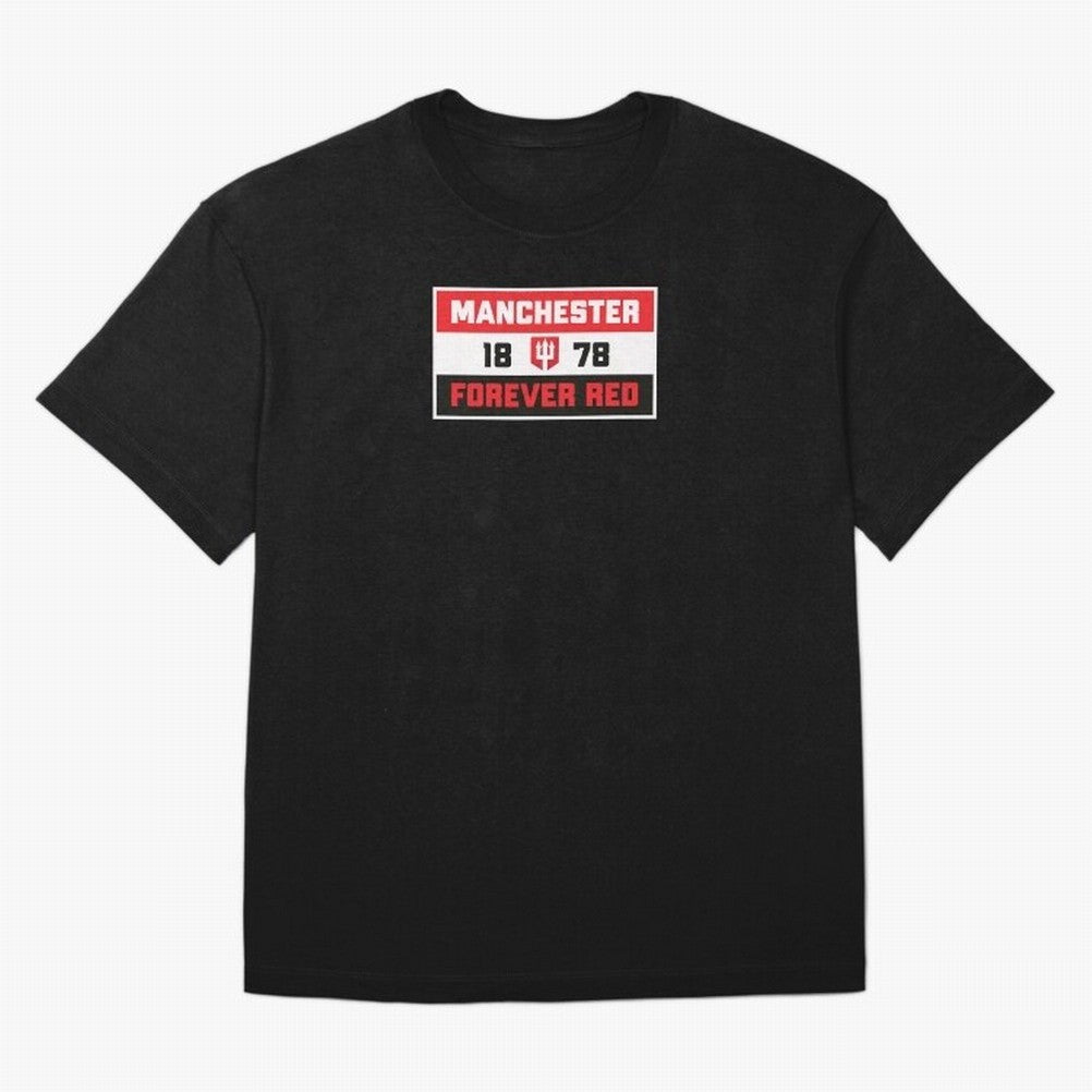 Manchester Forever Red Oversized T-Shirt Live for the Drama of Match Day Hype around FIFA World Cup 2026, Messi, Neymar and Mbappe, Brazil, Worldwide Fan Energy, Dramatic Goals, Stadium Lights and Championship Celebrations; Ideal for Fans Who