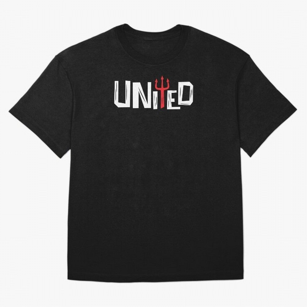 Manchester United - United Typography Oversized T-Shirt Feel International Energy from the FIFA World Cup 2026 USA Canada Mexico Journey through Cristiano Ronaldo, Haaland and CR7 Highlights, Brazil Pride, Game Day Rituals, Football Legends,